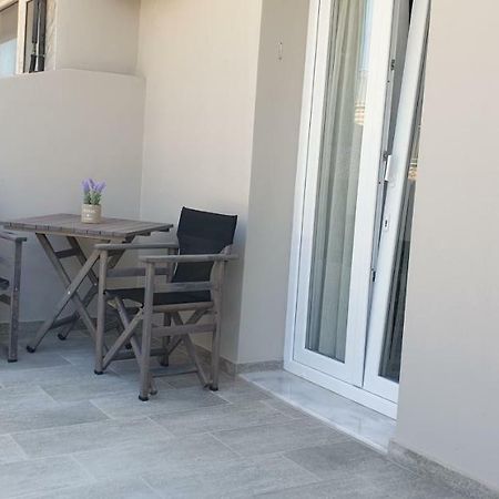 Chriselia 1 Apartman Néa Róda Kültér fotó