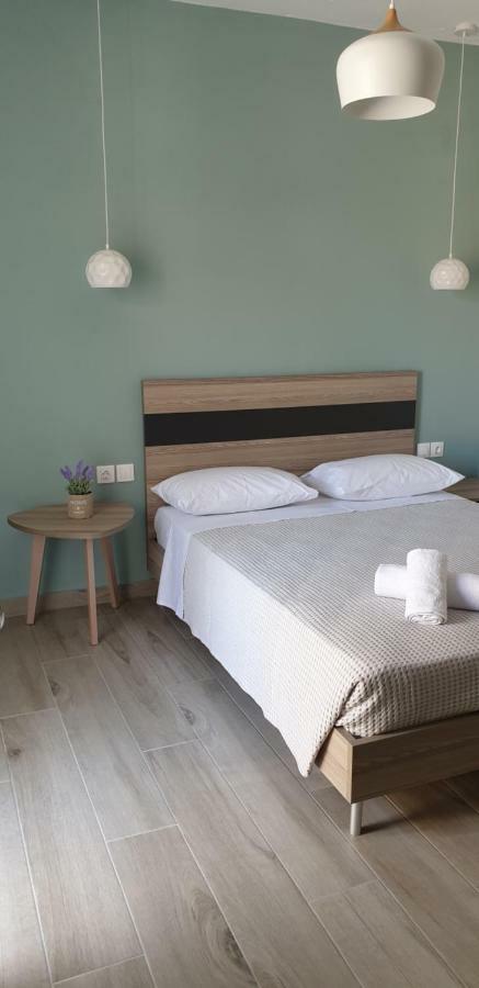 Chriselia 1 Apartman Néa Róda Kültér fotó