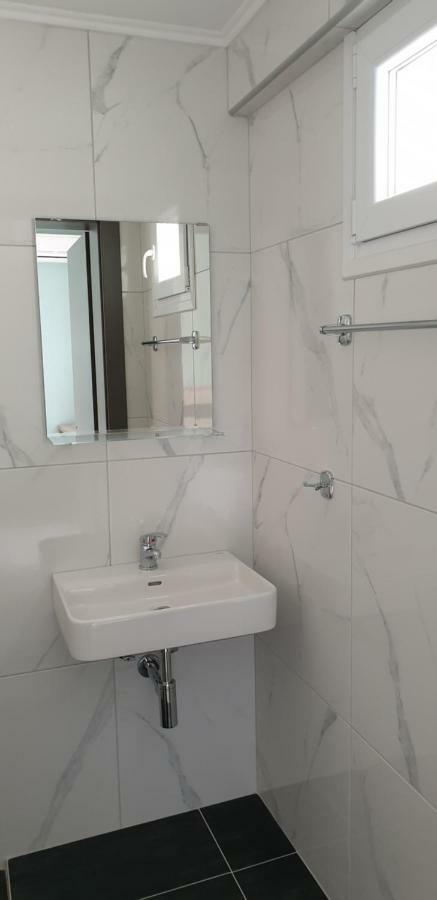 Chriselia 1 Apartman Néa Róda Kültér fotó